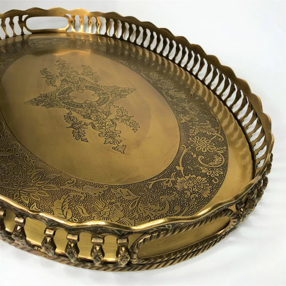 AC-T007 ANTIQUE BRASS DECOR OVAL TRAY WITH HANDLES