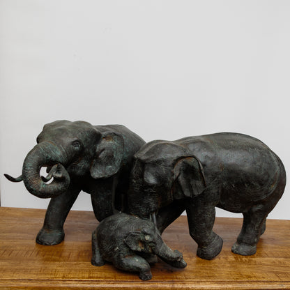 SC-006 WILDLIFE HAND-MADE BRONZE ELEPHANT FAMILY - SET 0F TWO ONE-OF-A-KIND
