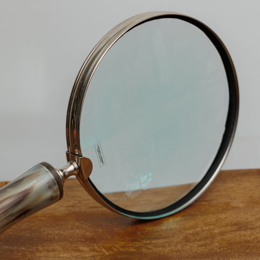 HD-001 LARGE MAGNIFYING GLASS WITH BEAUTIFUL HORN HANDLE - CHROME ONE-OF-A KIND