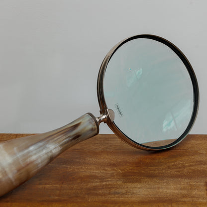 HD-001 LARGE MAGNIFYING GLASS WITH BEAUTIFUL HORN HANDLE - CHROME ONE-OF-A KIND