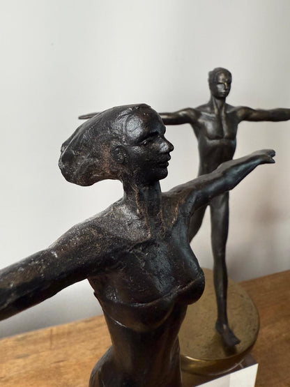 SC003 WOMAN BRONZE BALANCE SCULPTURE WITH CRYSTAL BASE