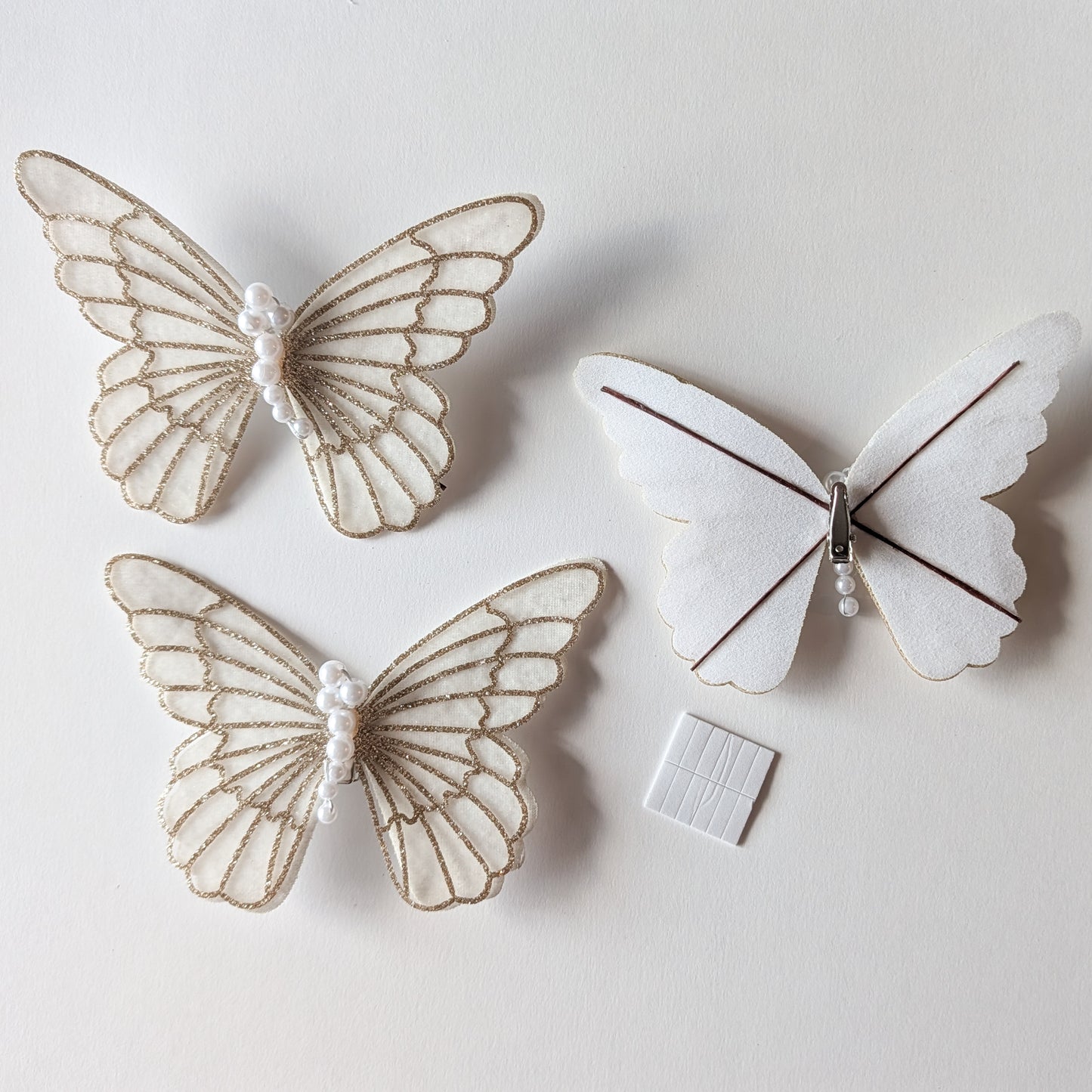 BUTTERFLIES - WHITE PEARL AND WHITE VELVET WINGS WITH GOLDEN DETAILS - SET OF THREE
